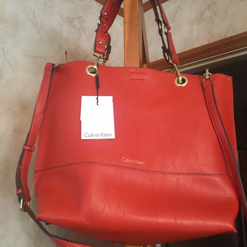 Large tote